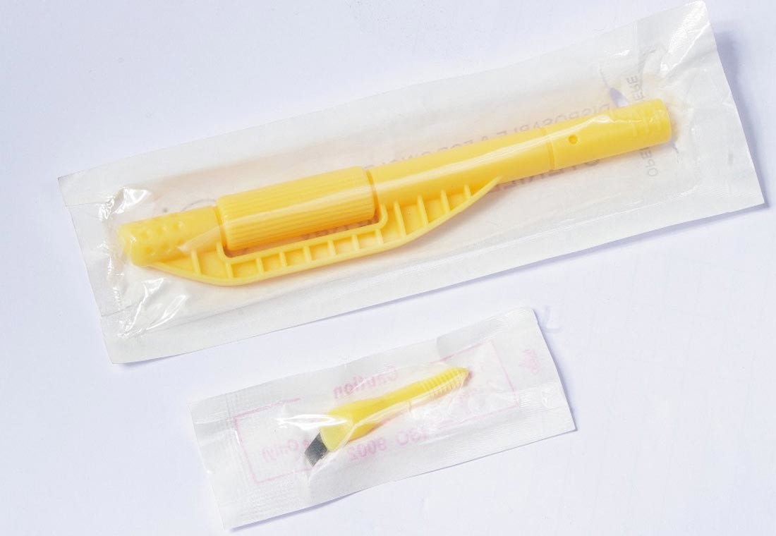 Μίας χρήσης χειρωνακτική μάνδρα δερματοστιξιών στο professinal, κίτρινο Microshading Handpiece και αποσπάσιμος